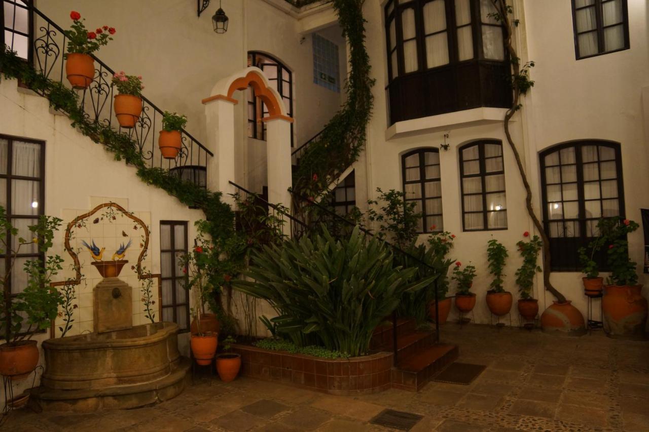 El Hotel De Su Merced Sucre Exterior foto